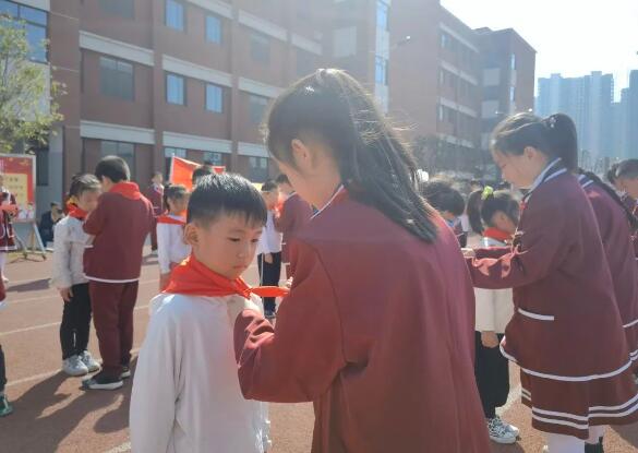 喜迎二十大，争做新时代好少年 — 黄狮海